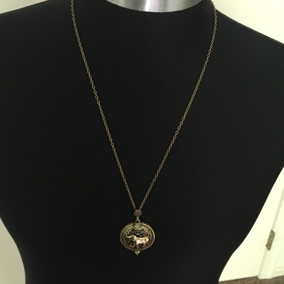 Elephant magnifying pendant - Picture 4 of 7